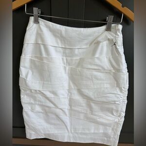 White House Black Market Tiered Panel White Skirt • 4